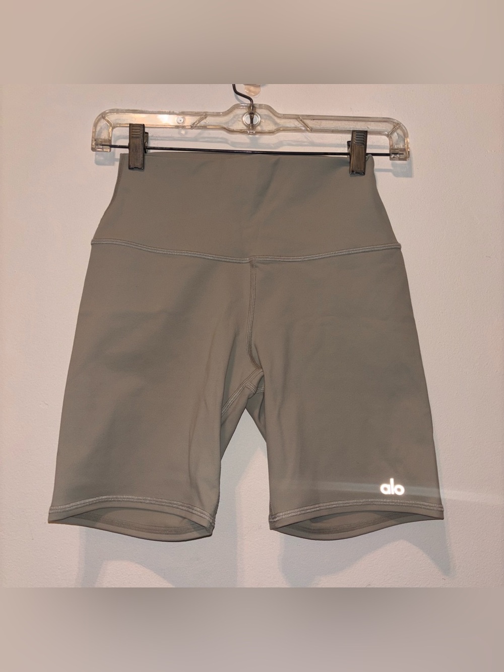 ALO Yoga Women's High-Rise Bike Shorts — Sage